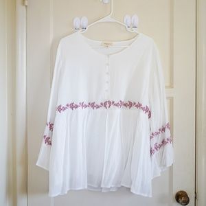 CHICSOUL CREAM BUTTON DOWN SMOCK WITH EMBROIDERY